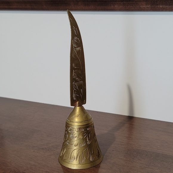 Vintage Solid Brass Table Bell Home Decoration - Picture 6 of 6